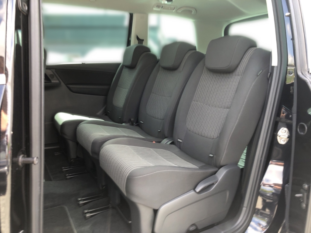 Seat Alhambra Style 1.4 TSI 110 KW (150 PS) 6-GANG DSG Navi Keyless  Rückfahrkam. Applecarplay
