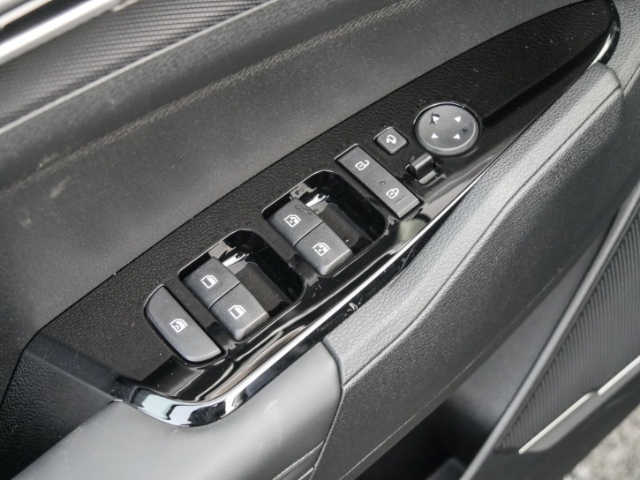 Kia Sportage 1.6 T-GDI 48V 2WD Vision NEUES MODELL NAV LED KAMERA 