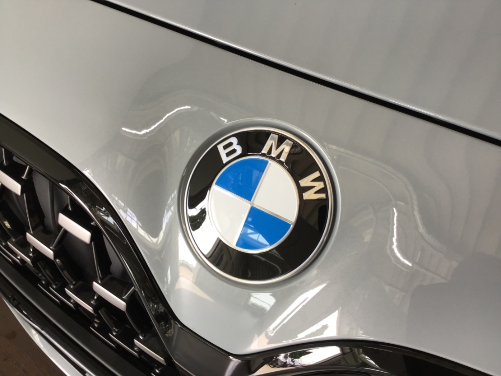 BMW M440i xDrive Coupe Sportpaket Navi Leder digitales Cockpit Memory Sitze  Soundsystem HarmanKardon Laserlicht} in Hofheim