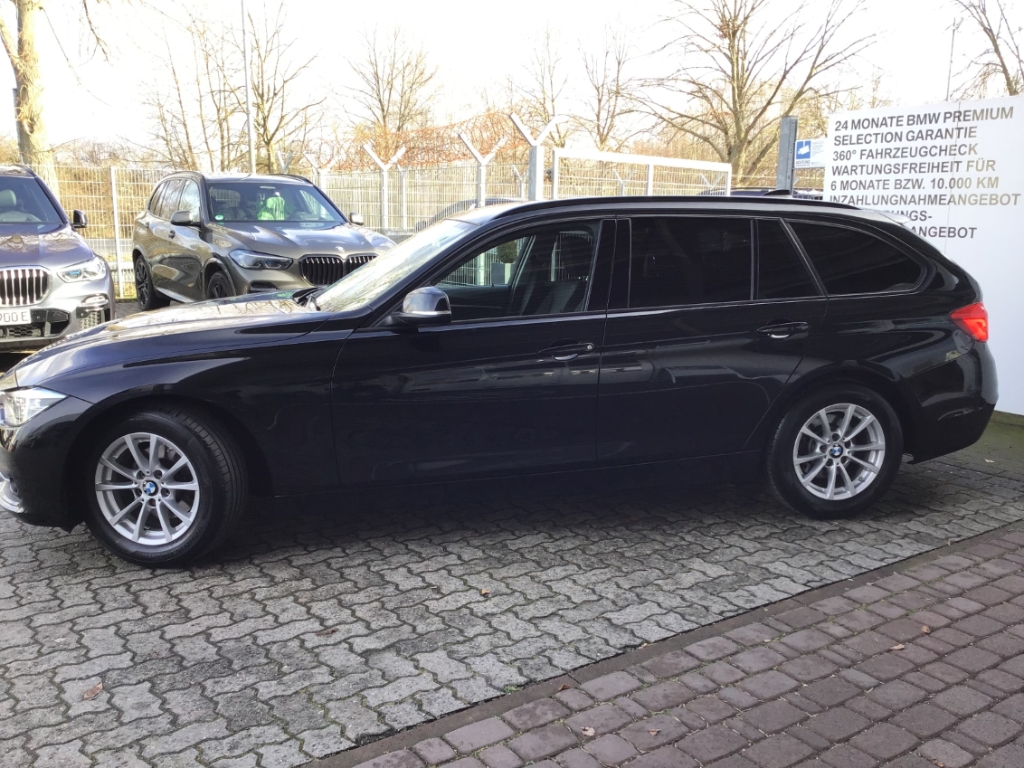 BMW 318 i Touring (2 Navi Soundsystem LED El. Heckklappe Mehrzonenklima  2-Zonen-Klimaautom Klimaautom Fahrerprofil} in Hainburg