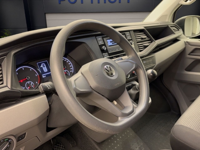 Volkswagen T6.1 Transporter Kasten 2.0 TDI Klima AHK Euro6