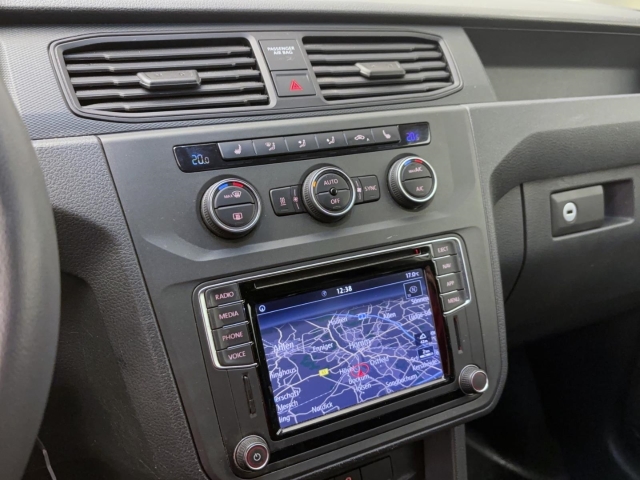 Volkswagen Caddy Maxi Kasten 2.0 TDI Standheizung Klima AHK