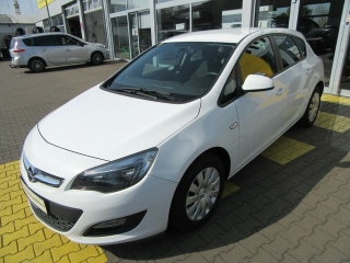 Bild: Opel Astra J1.6 Lim. 5-trg. Selection KLIMA RADIO CD