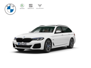 Bild: BMW 530 E LED Navi Dyn. Kurvenlicht Massagesitze e-Sitze HUD ACC Parklenkass. Panorama Fernlichtass.