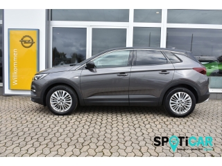 Bild: Opel Grandland X Innovation Aut. ACC