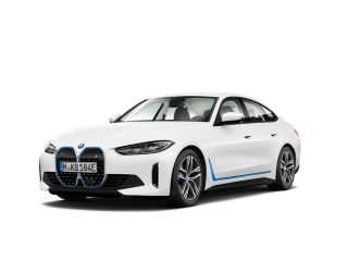 Bild: BMW i4 eDrive40 AHK Driving + Parking Assistant