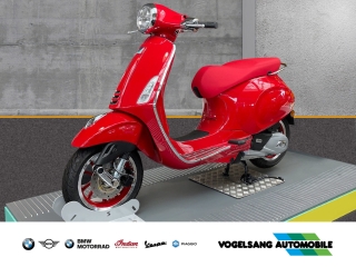Bild: Vespa Primavera 125 Product RED, I-Get, E5, Voll-LED Scheinwerfer