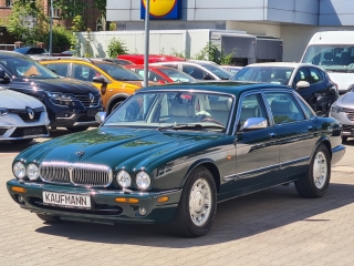 Bild: Jaguar Daimler V8 Automatik