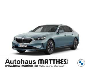 Bild: BMW i5 eDrive40 Limousine *M Sport*Autobahnassistent*AHK*Panodach
