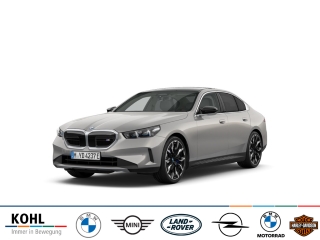 Bild: BMW i5 xDrive M60 Limousine Elektro BEV ehem. UPE 118.190€  Allrad HUD AD AHK-klappbar El. Panodach